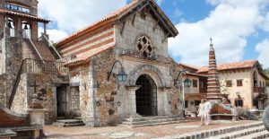 Museo Arqueológico De La Isla Saona_